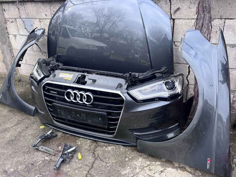 Предница за Audi A3 2014г