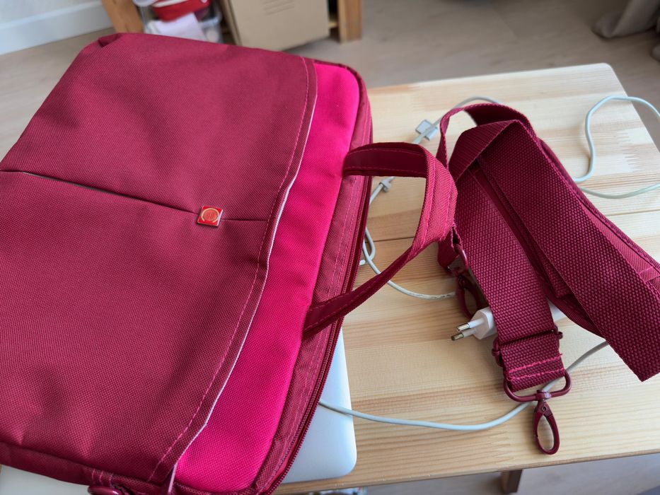 MacBook Air 13” (2017).