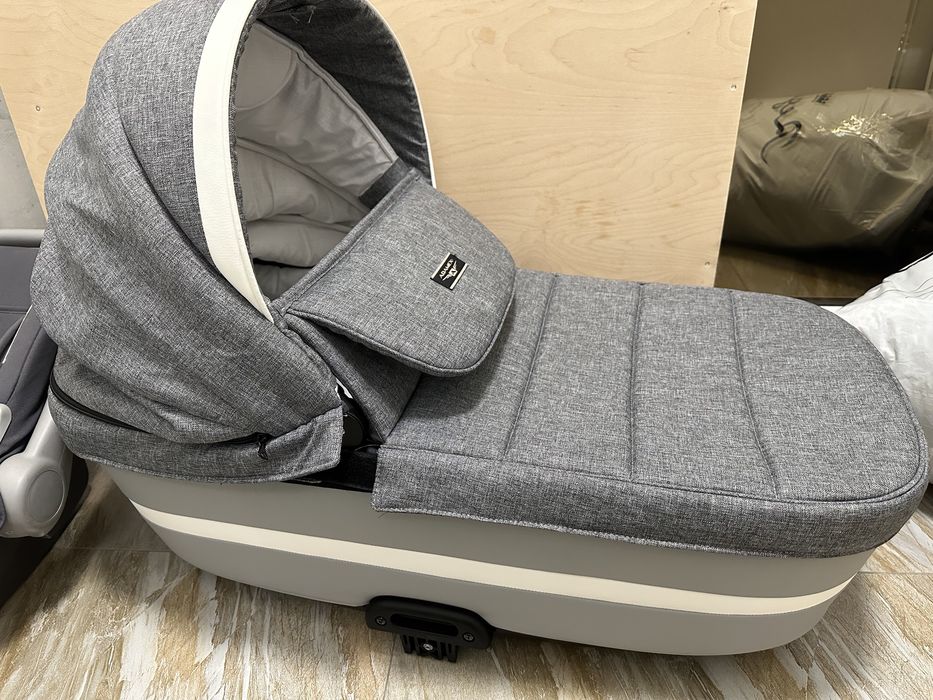 Продам коляску