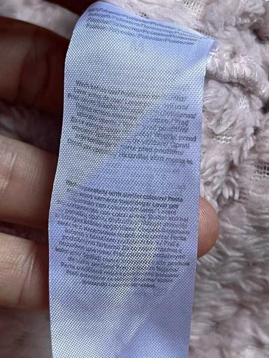 2 bluze de femei pentru perioada rece