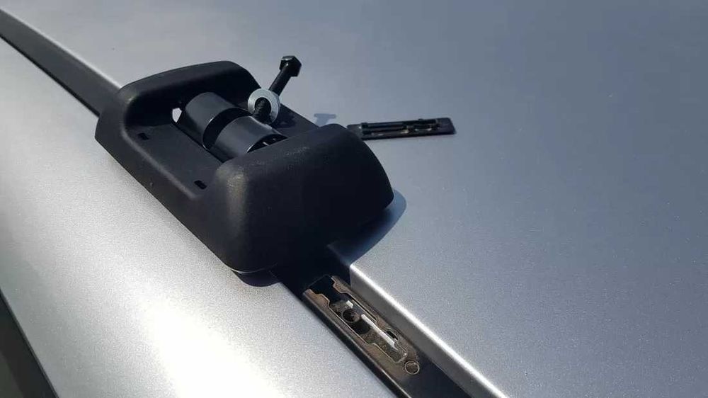 Греди напречни за багажник -за фабрични резби на покрива 120 см,