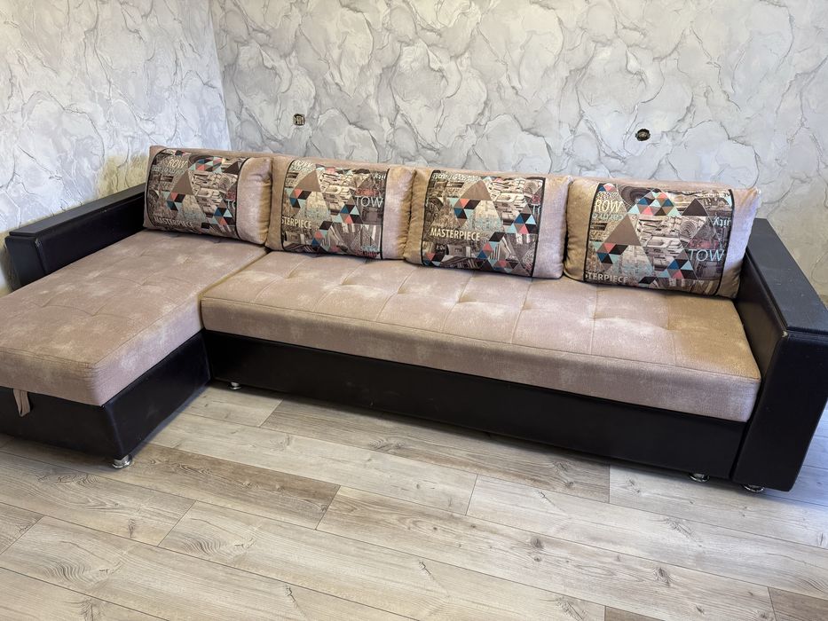 Продам угловой диван