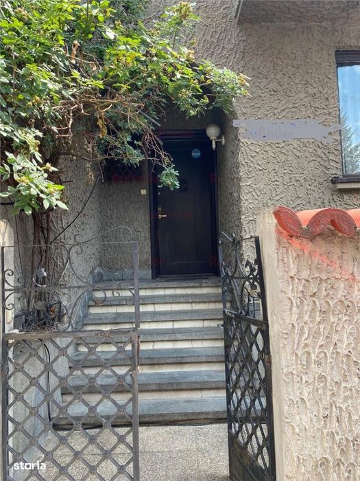 Vanzare vila D+P+2 | Stefan cel Mare - Tunari |