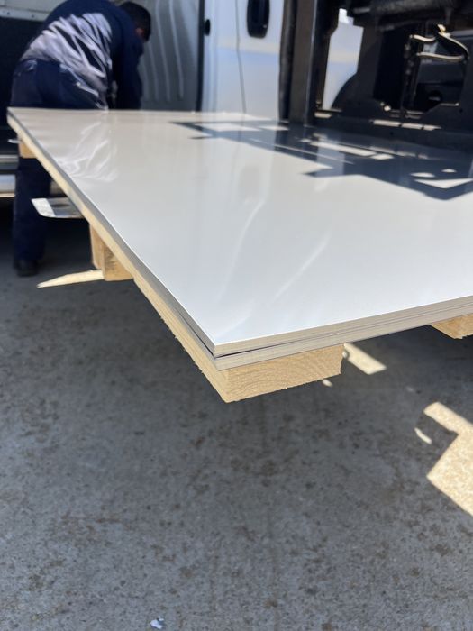 Table inox pentru placarea peretilor