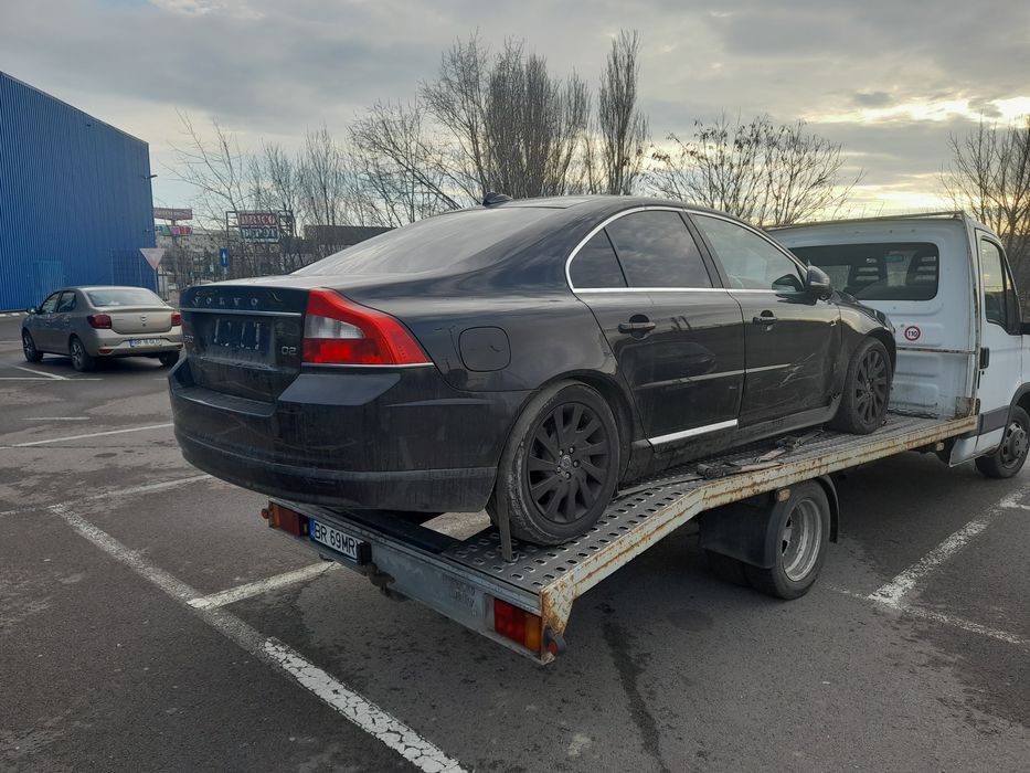 Dezmembrez volvo s40 s60 v50  s80 c70 v70 v40
