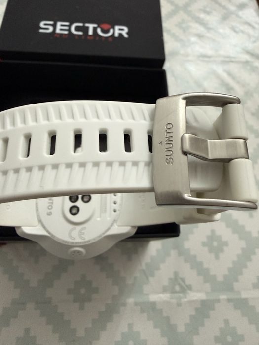 Suunto 9 white safir cristal