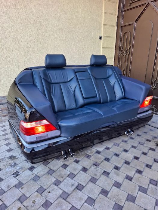 Диван из автомобиля