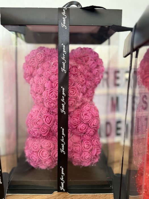 Ръчно изроботени сатенени рози и мечета