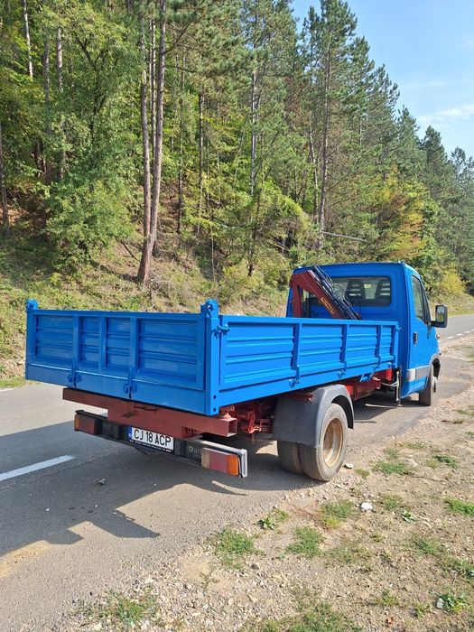 Vând iveco daily basculabil cu macara 35c13