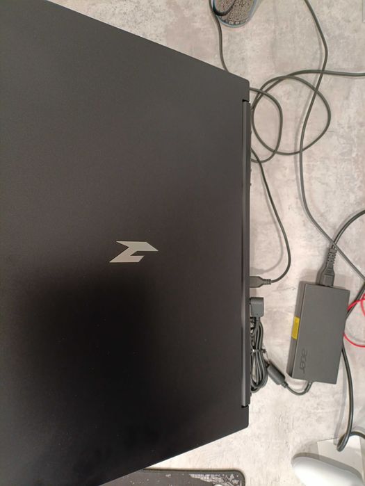 Acer nitro v17 ai 2k