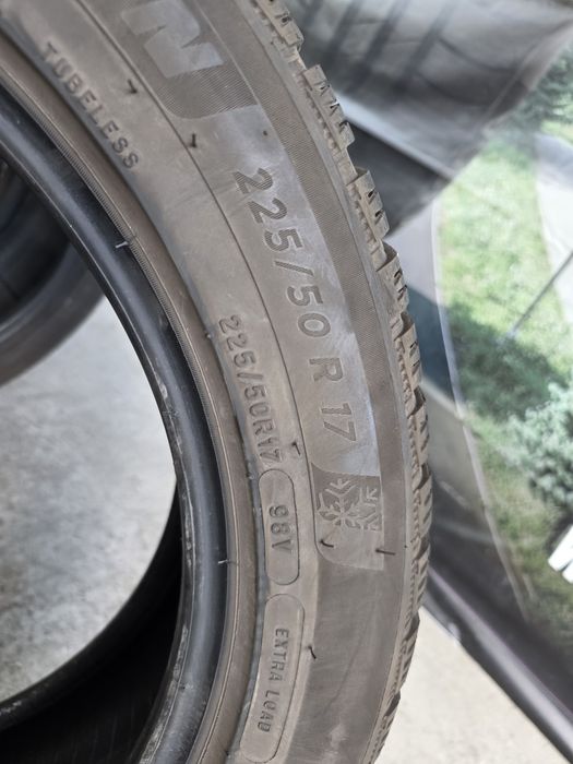 225/50/17 MICHELIN 4бр