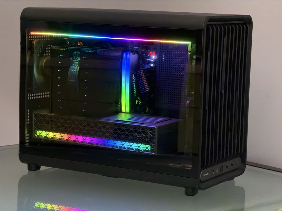 PC Super Silentios, Noctua, NITRO+ RX 9070, 32GB DDR5-6000 RGB ,1TB SSD, ROG X670E GENE, 7800X3D, Jonsbo D33