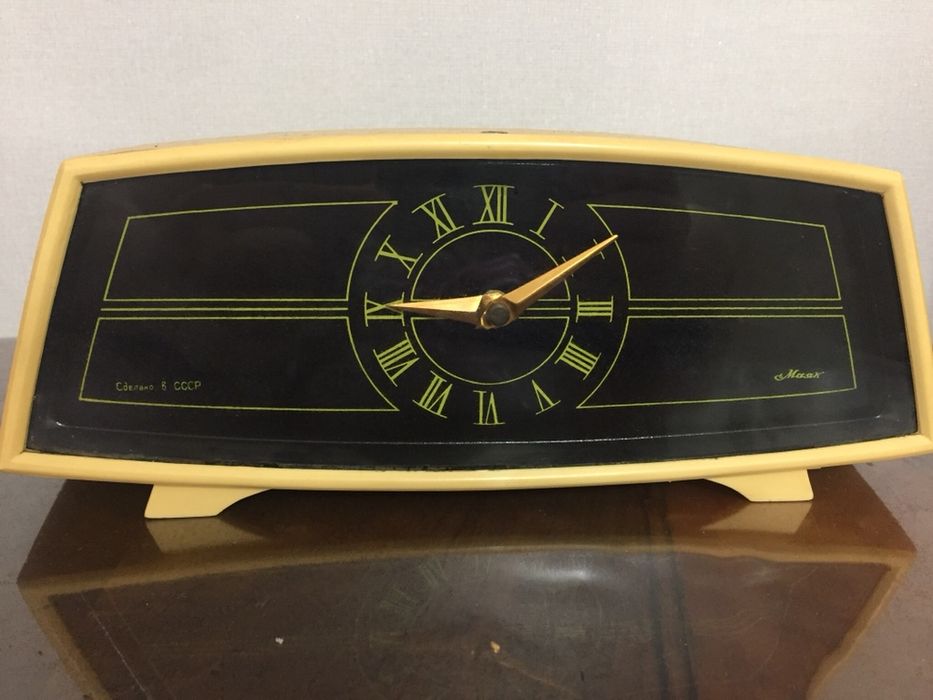 Стильные настольные часы Маяк СССР