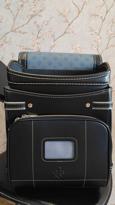 Школьный рюкзак черный