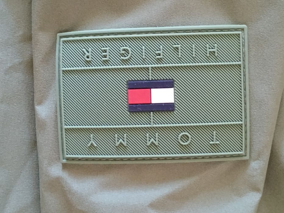 Geaca Tommy Hilfiger mar. M
