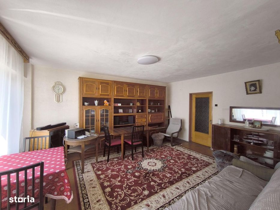 Virtutii Lujerului apartament 3 camere decomandat cu 2 bai, bloc 1988 — fotografia 3