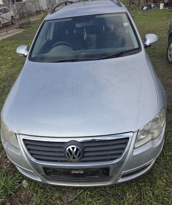 Dezmembrez vw Passat b6 2.0 tdi BMR