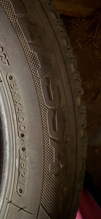 Джанти с летни и два комплекта зимни гуми