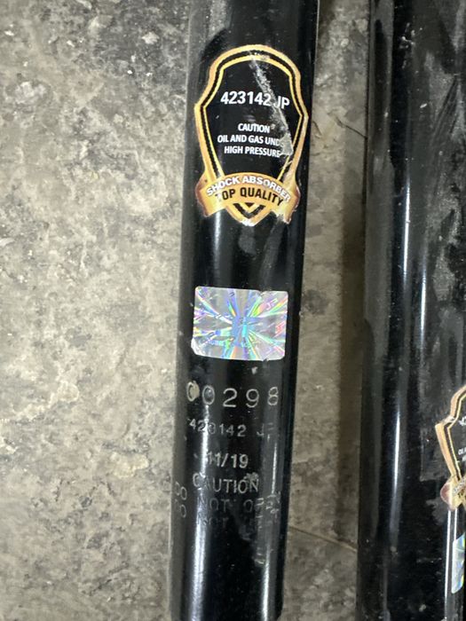 Амортизаторы w211