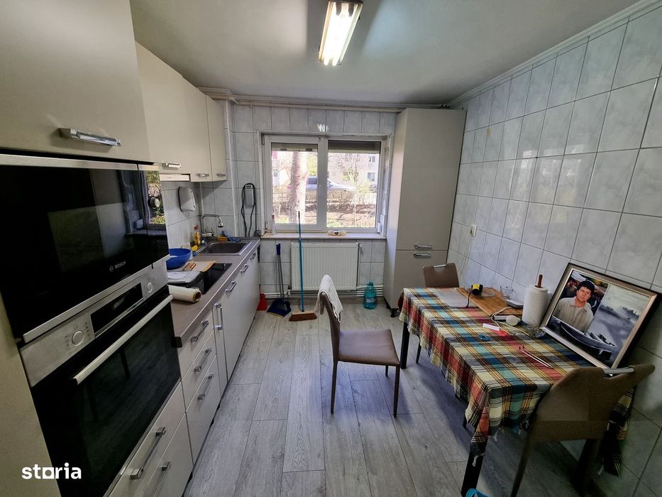 Tomis nord Calinescu-apartament 3 camere decomandat