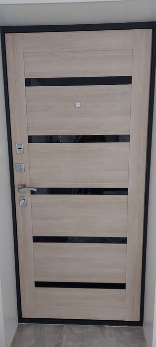 Есіктер мен Кух.гарнитура сатылады