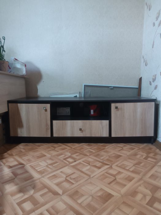 Тумба под телевизор
