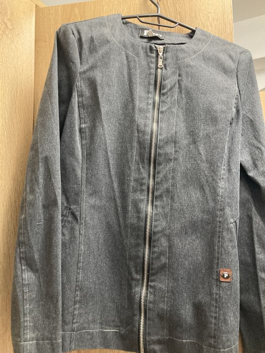 Дамско сако ново  малък размер