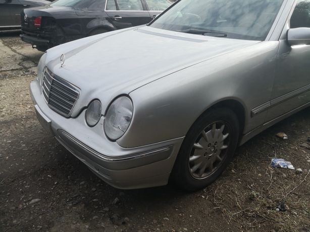 Dezmembrez mercedes e class w210 w211 w212 w213
