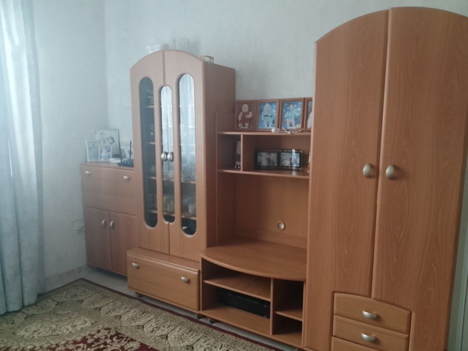 Продается горка для гостинной