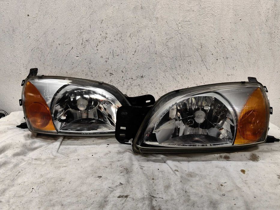 Оригинални фарове Форд Фиеста  Ford Fiesta