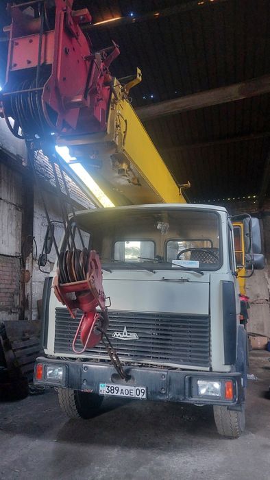 Продаю автокран 16тонн,18метров