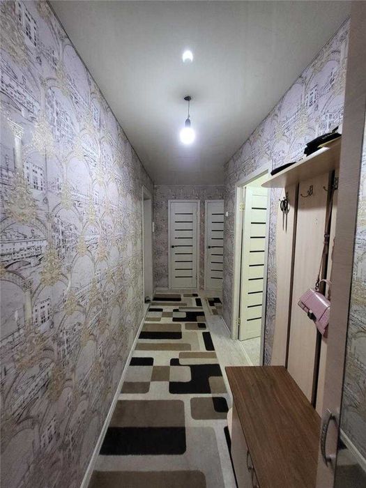 а Продам 3 комнатную Свечка 7 микрорайон