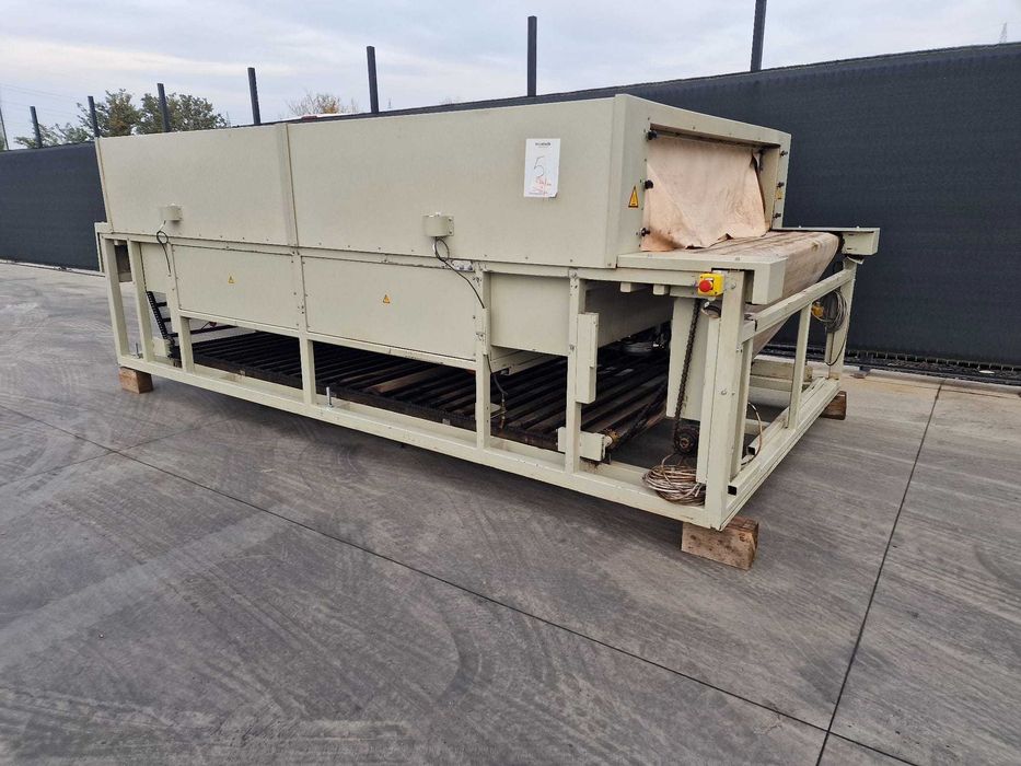 Tunel / cuptor cu aer cald Farbal pentru linie de ambalat cu folie.