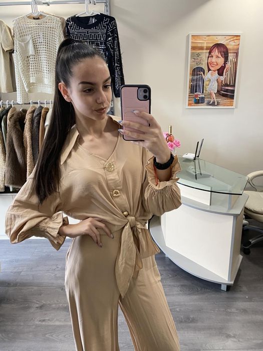 Нежен и фин сет наличен в размер S/M и M/L