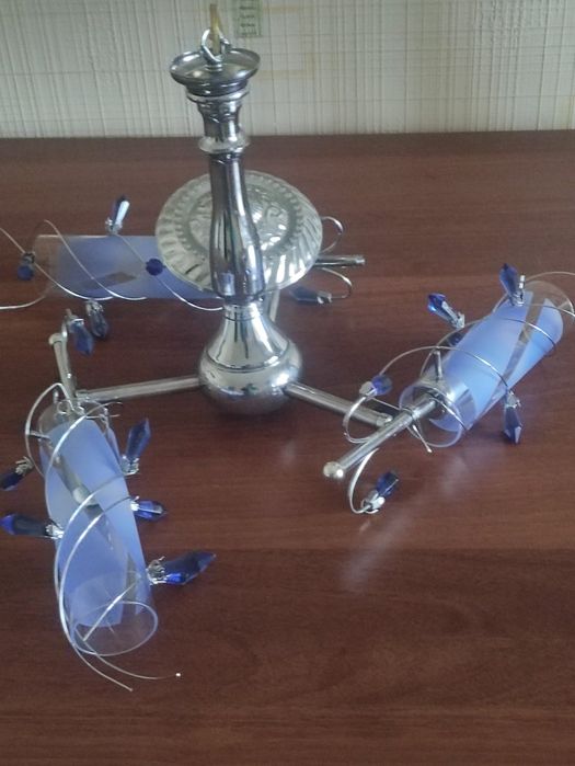 Продам люстра б/ у.