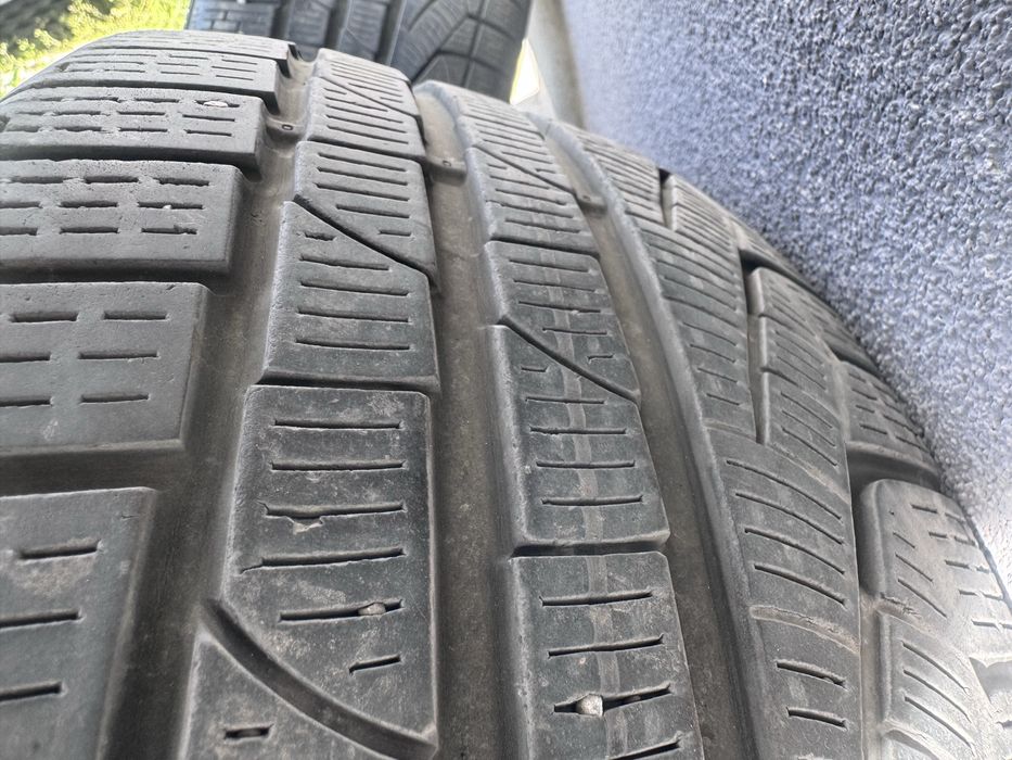 Зимни гуми Pirelli Sottozero Rf