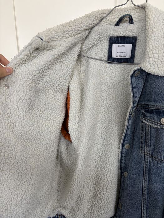 Geaca groasa de blugi Bershka imblanita, albastra, marime M