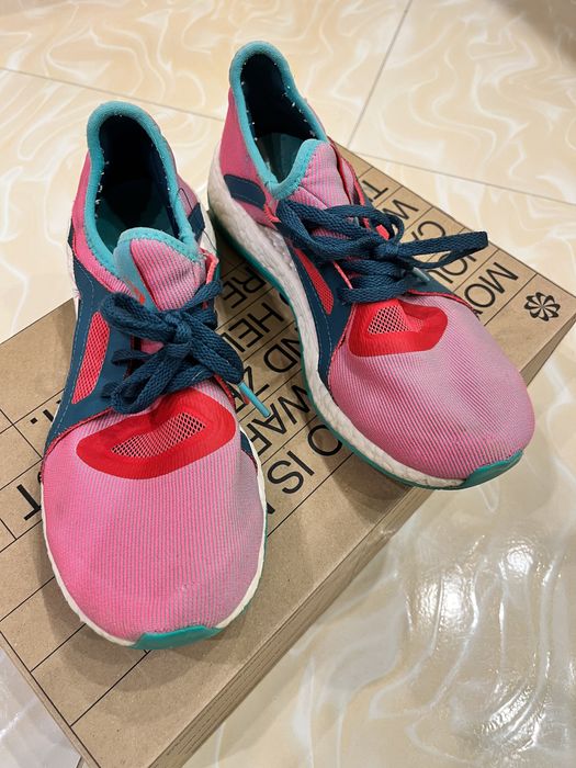 Оригинални маратонки adidas