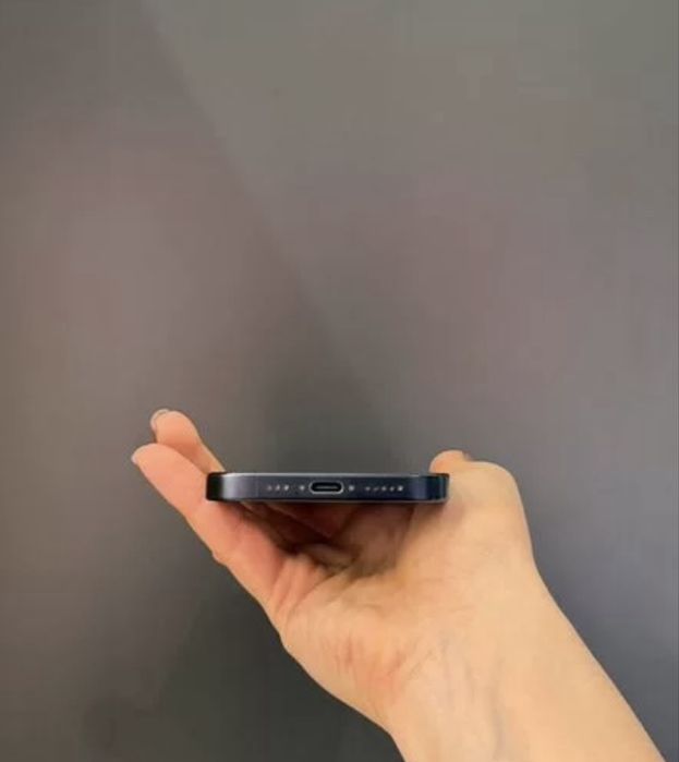 Айфон 15 pro на 256