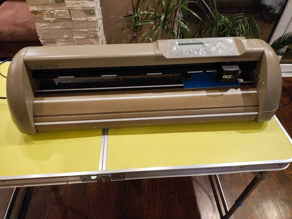 GCC Puma III плотер