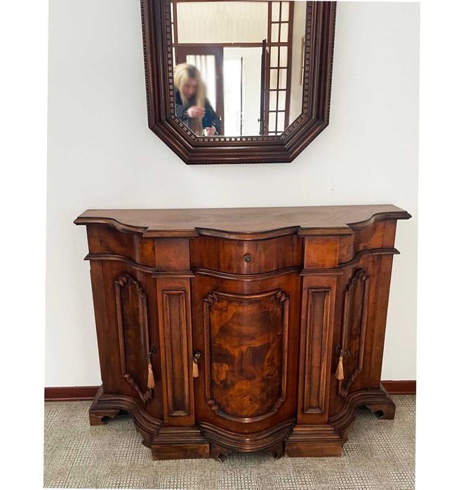 Комплект антични италиански мебели-масивно дърво и дърворезба