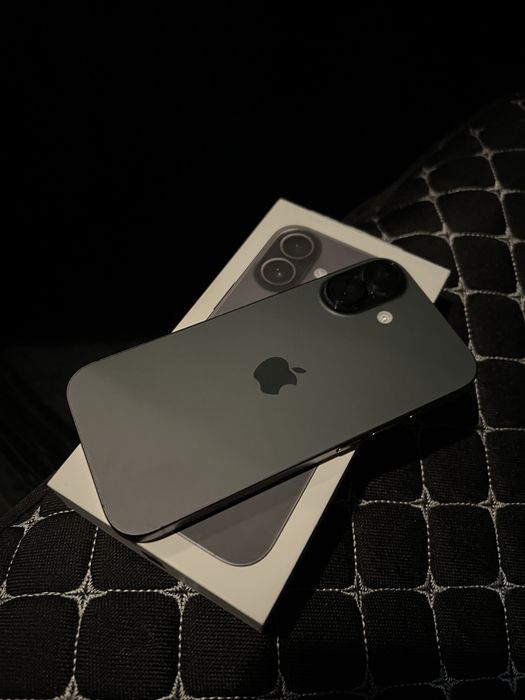 IPhone 17 256гб.