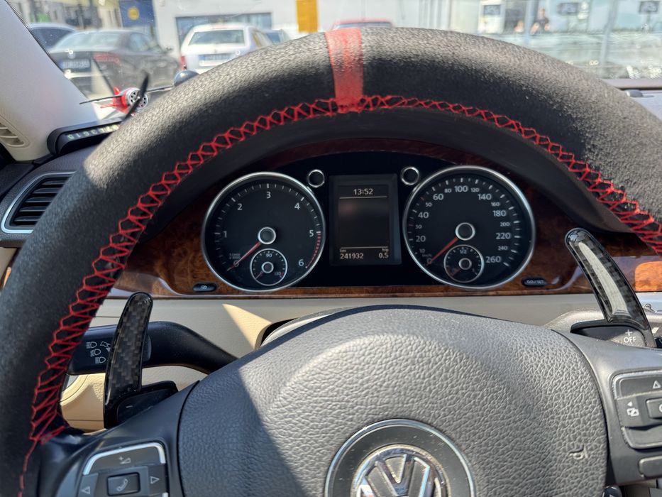 Volkswagen Passat B7 2.0TDI 4Motion 170 hp DSG 2012 Highline