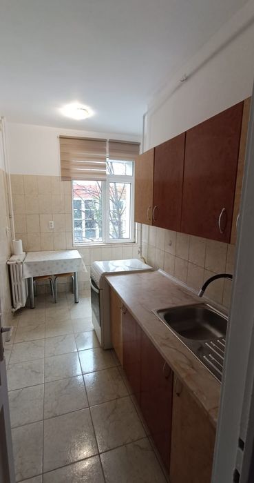 Inchiriere 2 camere decomandate Calea Floreasca