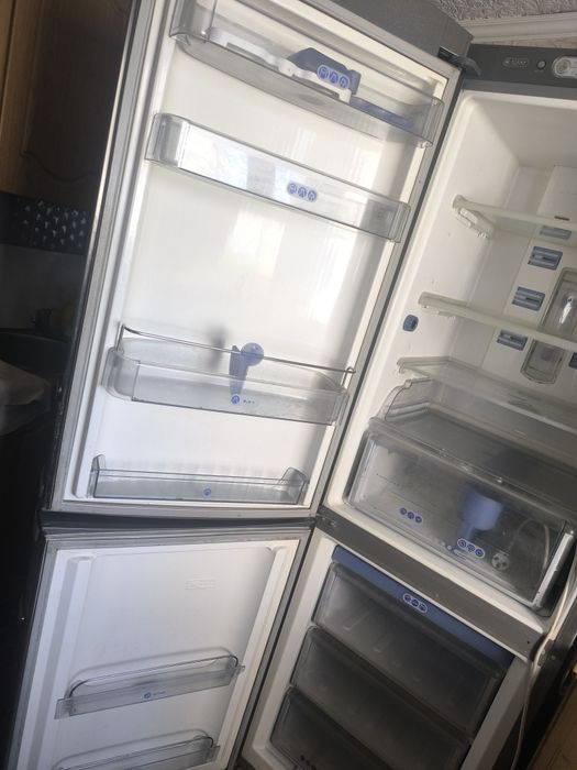 Холодильник Whirlpool No frost
