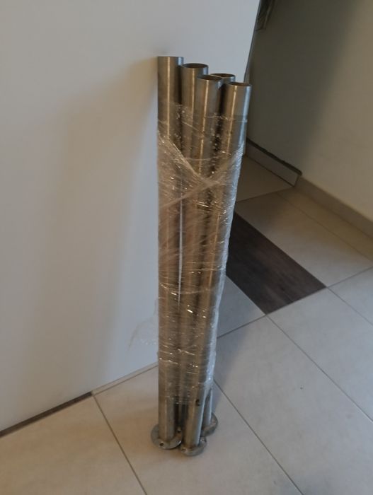 Stâlpișori.   inox