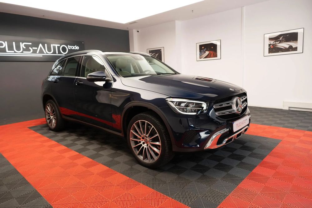 Mercedes-Benz GLC Panoramic Beige interior ACC+ 360 cam 20" Plug-inn