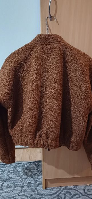 Продам куртку теплую