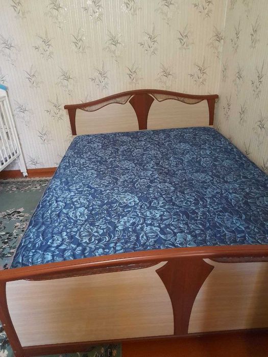 Кровать двуспальная