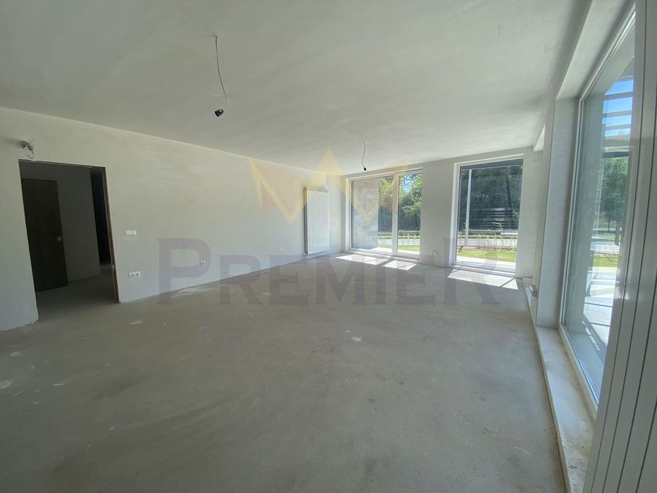 Продава се Тристаен апартамент в София, Симеоново - 175 кв.м за 2350 €/кв.м - Снимка #1